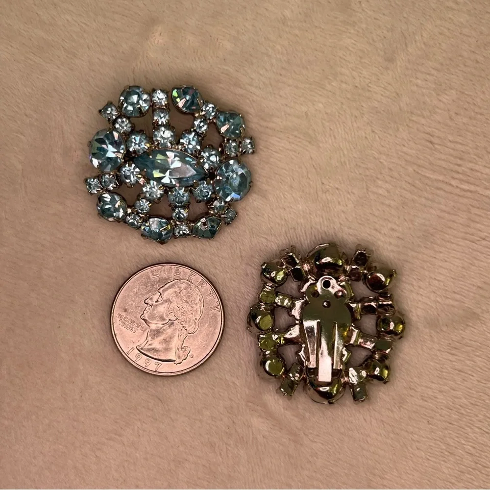 Vintage Pale Blue Rhinestone Clip On Earrings - Picture 2 of 4